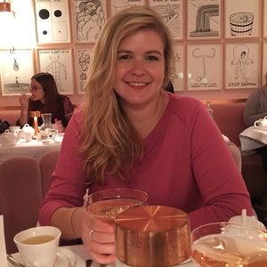 Meet your Posher, Pamela